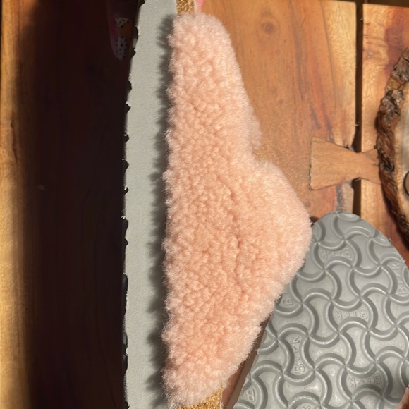 Birkenstock Papillio Soft Pink Shearling Sandals - Picture 6 of 8